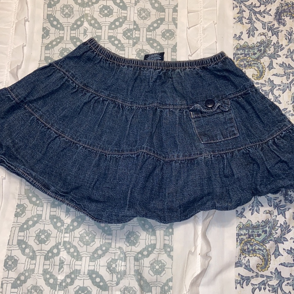 3 Skirts - Picture 3 of 5